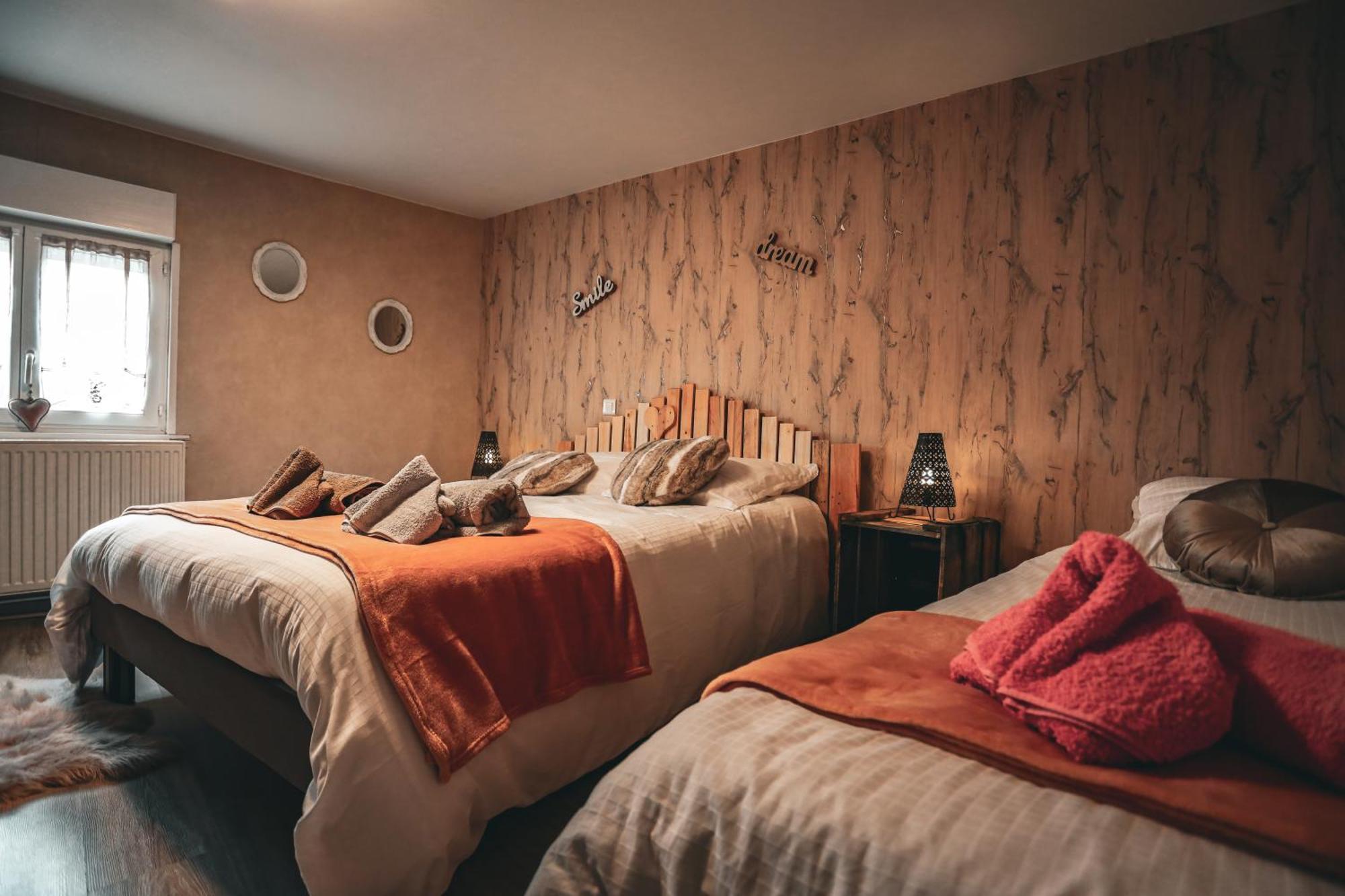 Gite , Au Dormeur Du Val Vireux-Wallerand Exterior foto
