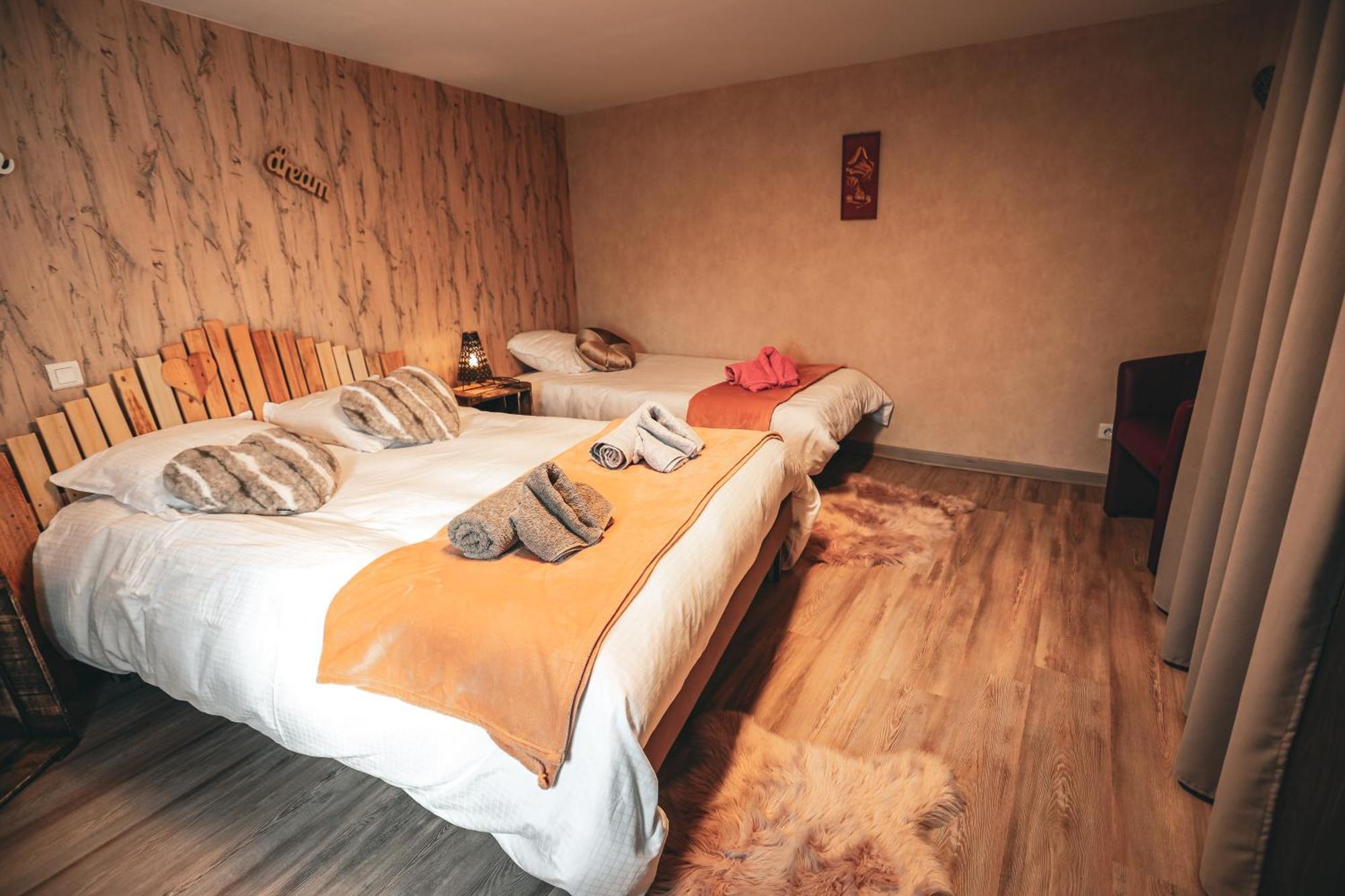 Gite , Au Dormeur Du Val Vireux-Wallerand Exterior foto